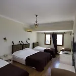 Gulet בודרום