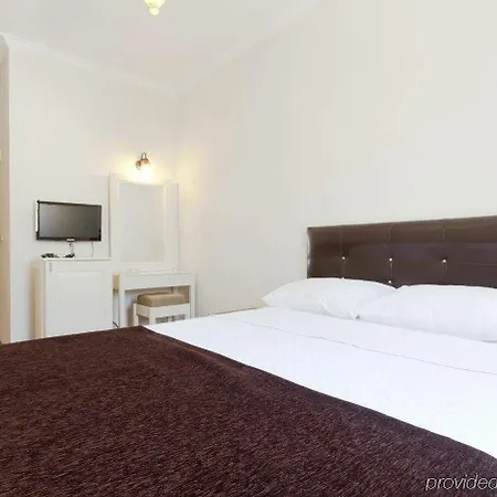 Hotel Gulet 3*