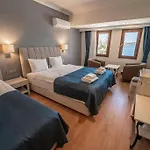 Hotel Gulet 3*